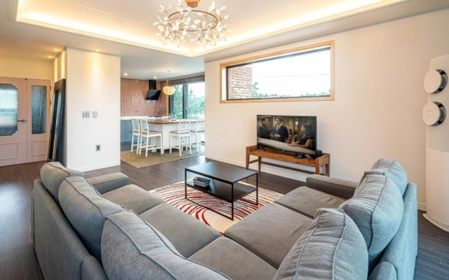 Jeju Owl House Pension