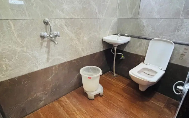 Shiv Ashray Resort