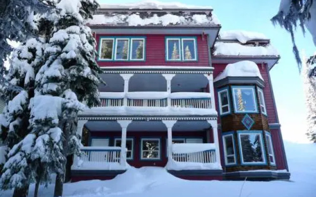 Sunset Peak - 3 Bed / 4 Bath Home