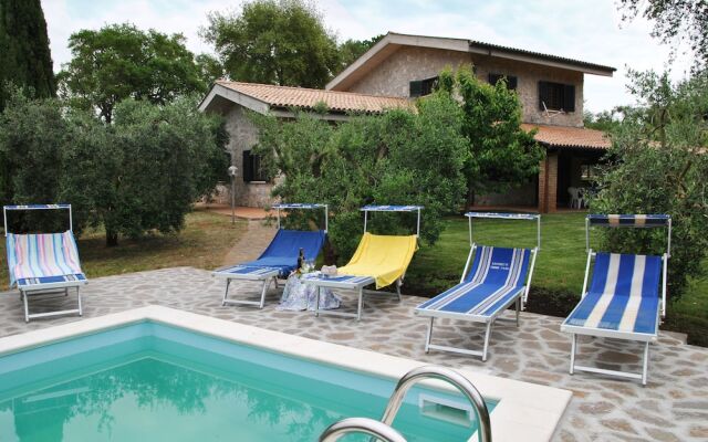 "villa Il Casolare Country House With Pool on Sperlonga's Hill"