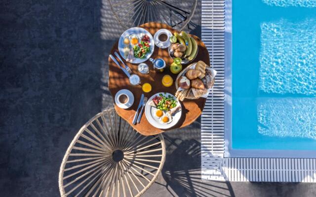 Smy Santorini Suites & Villas