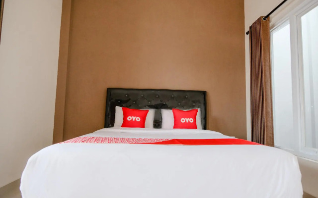 OYO 2140 Hs Residence