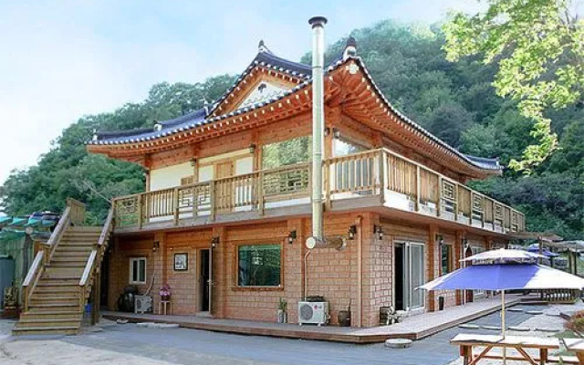 Hongchen Namuwasae Pension