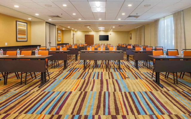 Fairfield Inn & Suites by Marriott Alexandria