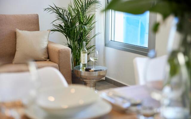 Medano Suites