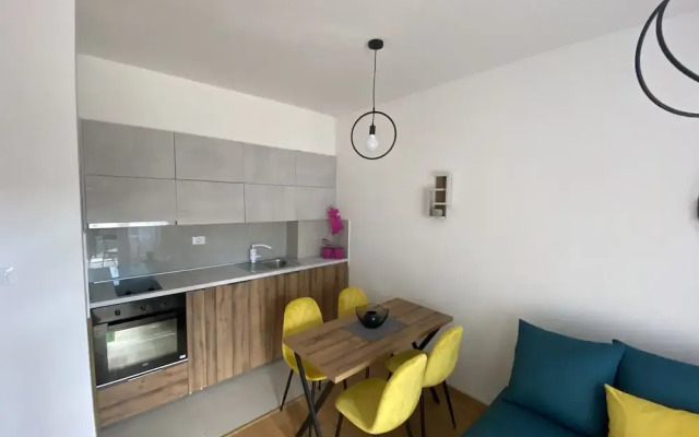 One bedroom apartment SUNRISE