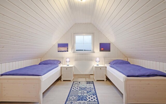 Amazing Home in Zerpenschleuse With 2 Bedrooms and Wifi