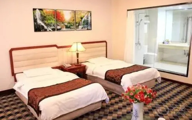 Yatai Hotel