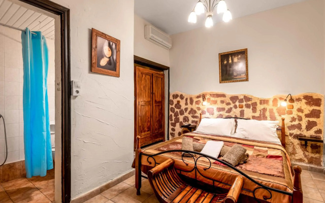 Spot Hotel