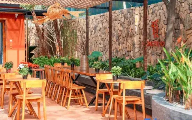 Truong Phu House - Hotel & Apartment