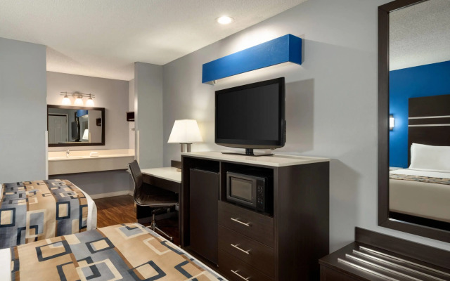 Baymont by Wyndham Albany at Albany Mall