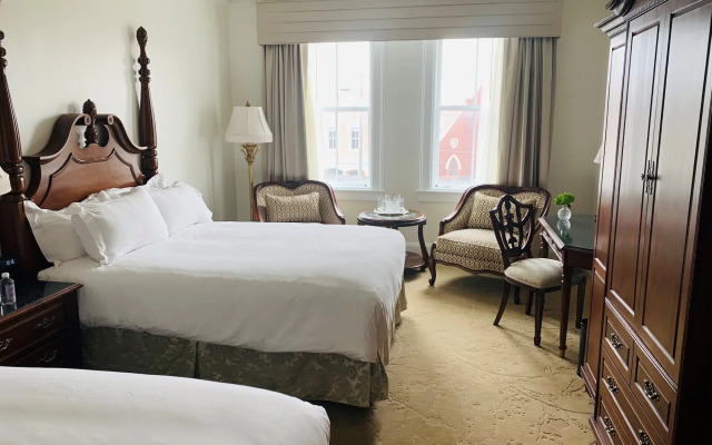 Market Pavilion Hotel