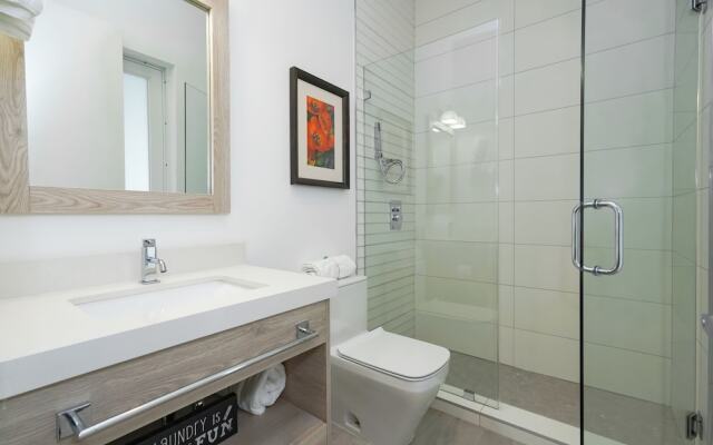 4BR Pool Townhome Duplex by Jos17
