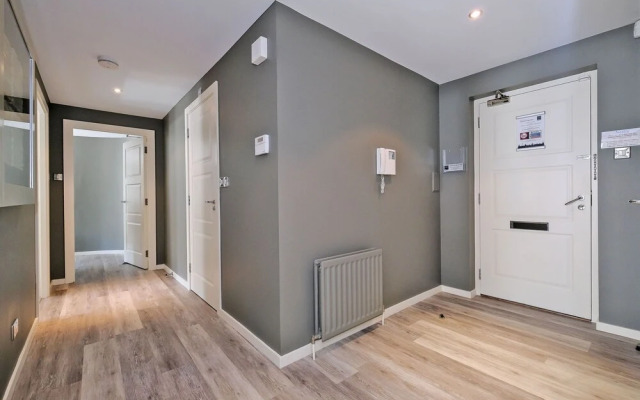 Executive three Bedroom Apartment in Aberdeens West End