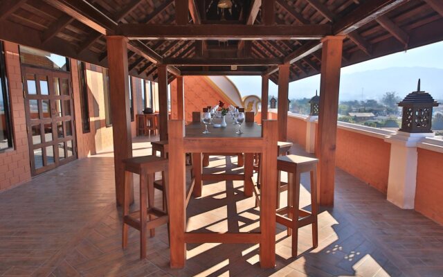 Thousand Island Hotel Inle