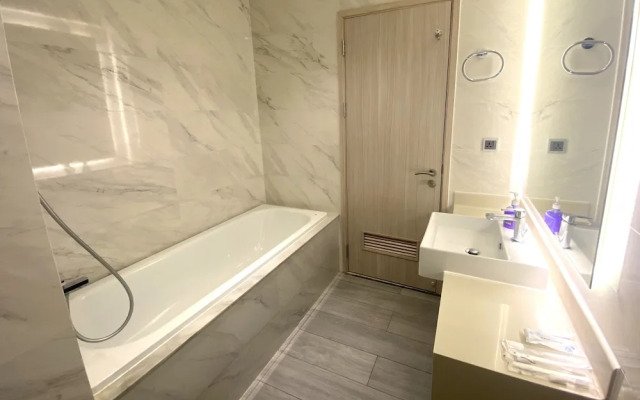 Midtown The Peak By Dhome