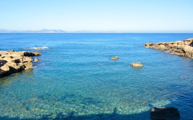 Mallorca Beach front line house 6 pers