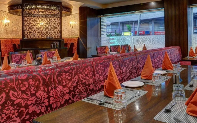 TGB Express Hotel - Nadiad