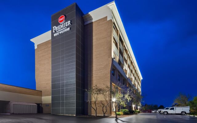 Holiday Inn Milwaukee Brookfield by IHG