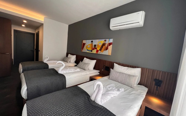 Wolf Of The City Hotel & Spa