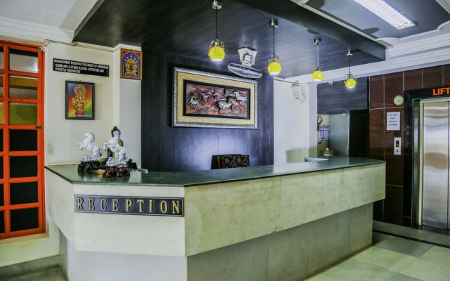 OYO 24519 Hotel Mother Palace