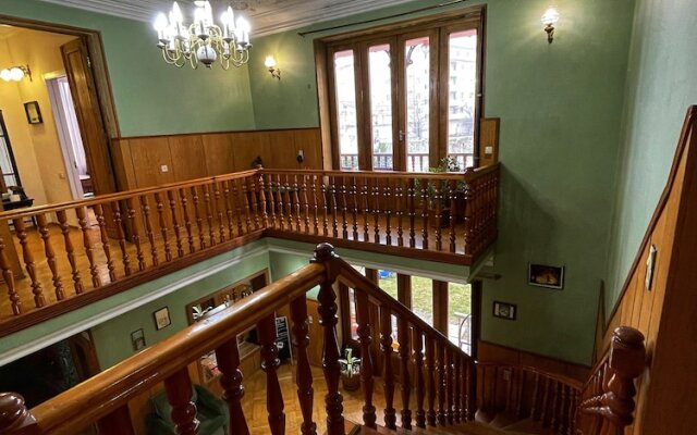 Guest House Top Floor