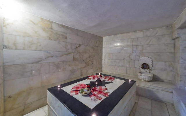 Kuran Hotel International