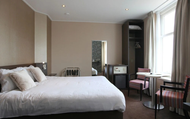 Hotel Allure Lounge & Dinner