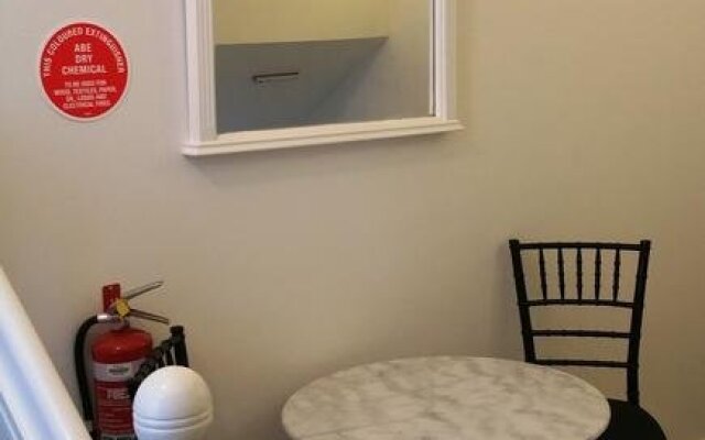 Beatty Avenue Bed & Breakfast