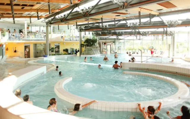 Shared Pool and Sauna, Mistelgau-obernsees