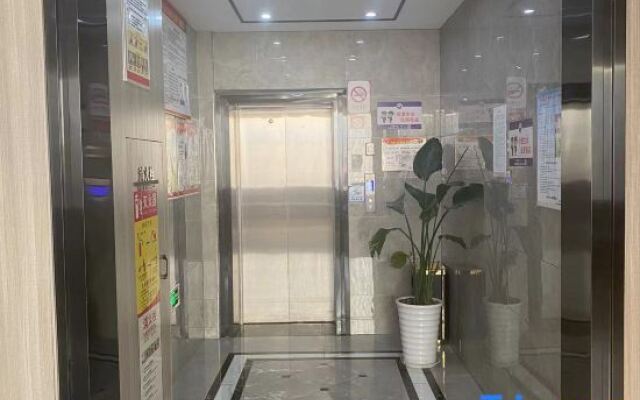 Tangerine Boutique Hotel