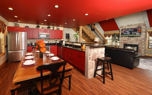 Movie DiveInn - Four Bedroom Chalet