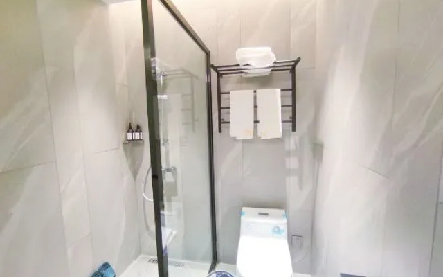 Hangzhou Tongbai Hotel