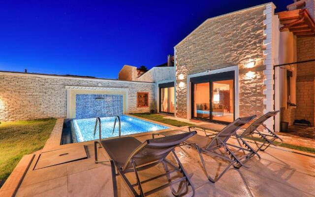 Impressive Luxurious Villa with Refreshing Private Pool in Kas Antalya