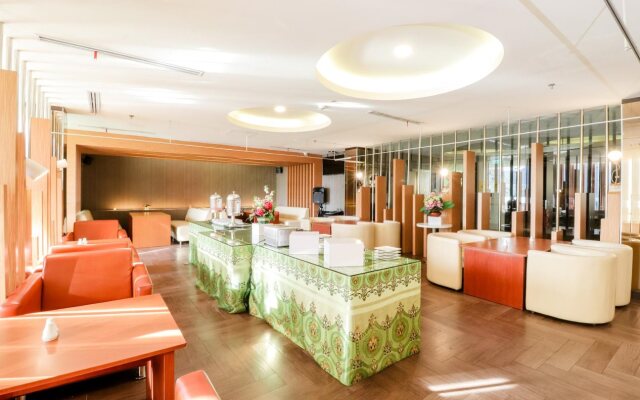 Empress Hotel Makassar