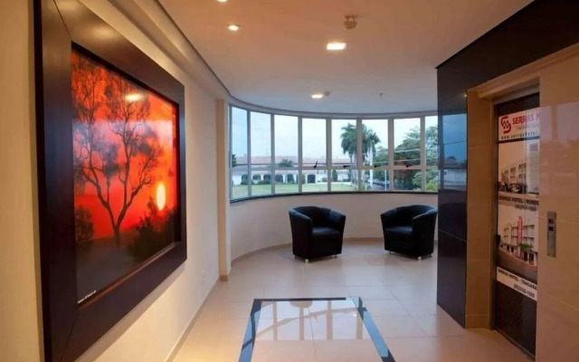Serras Hotel