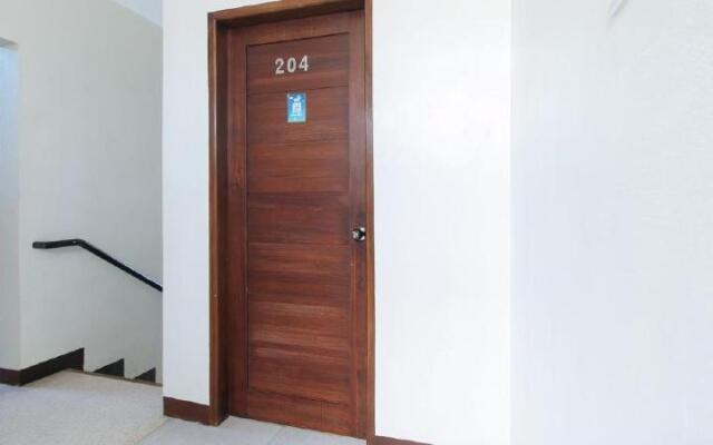 RedDoorz @ Golite Washington