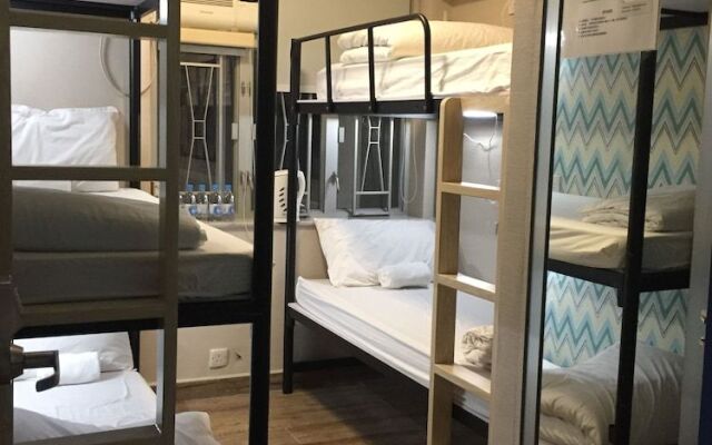 As 1 Hotel