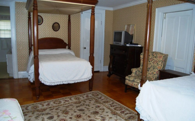 Glenfield Plantation Historic B&B