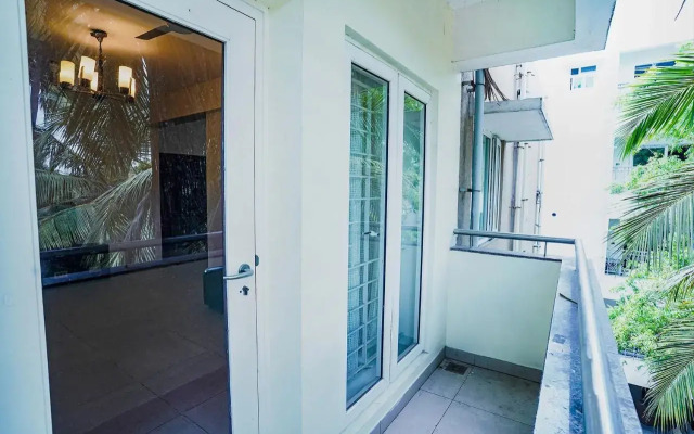 FabHotel Home Tree Service Apartment