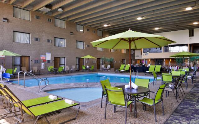 Best Western Plus Kelly Inn