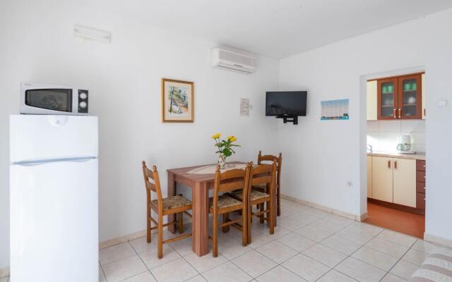 Ora  - Apartments with Pool - A3(2+2)