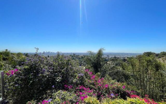 Hollywood Hills 1940s Mansion
