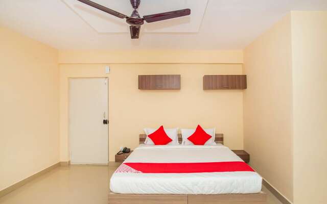 OYO 16803 Hotel Blueberry