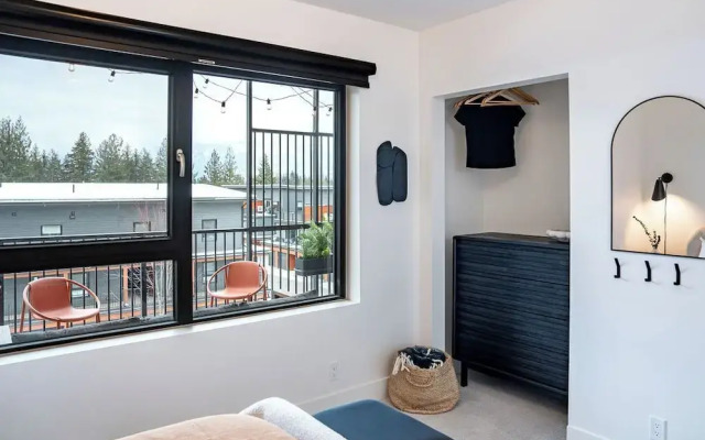 Knuckle Hucks by Revelstoke Vacations