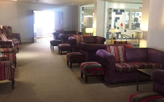 Dalmeny Resort Hotel