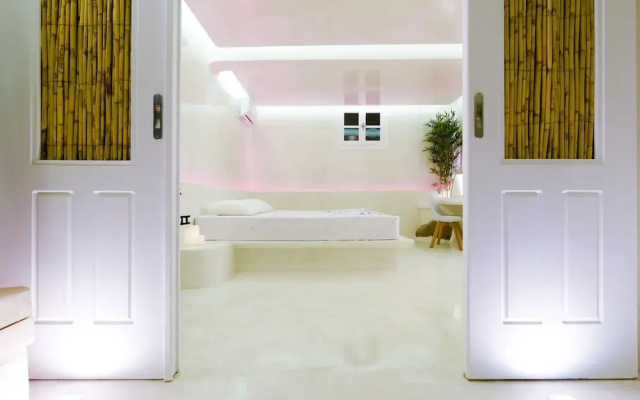 Mykonos 52m² Luxury Apartment Sea side Ornos