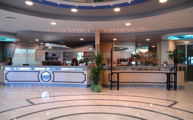 Miramare Palace Hotel