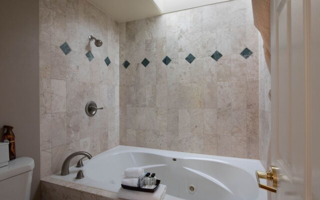 The Inn Above Oak Creek