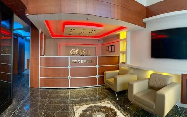 Grand Life Hotel